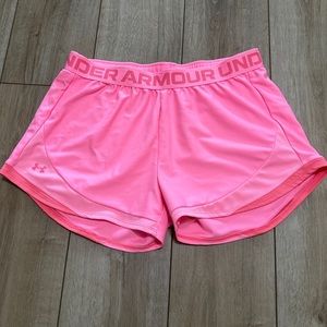 Women's UA Play Up 3.0 Shorts. EUC